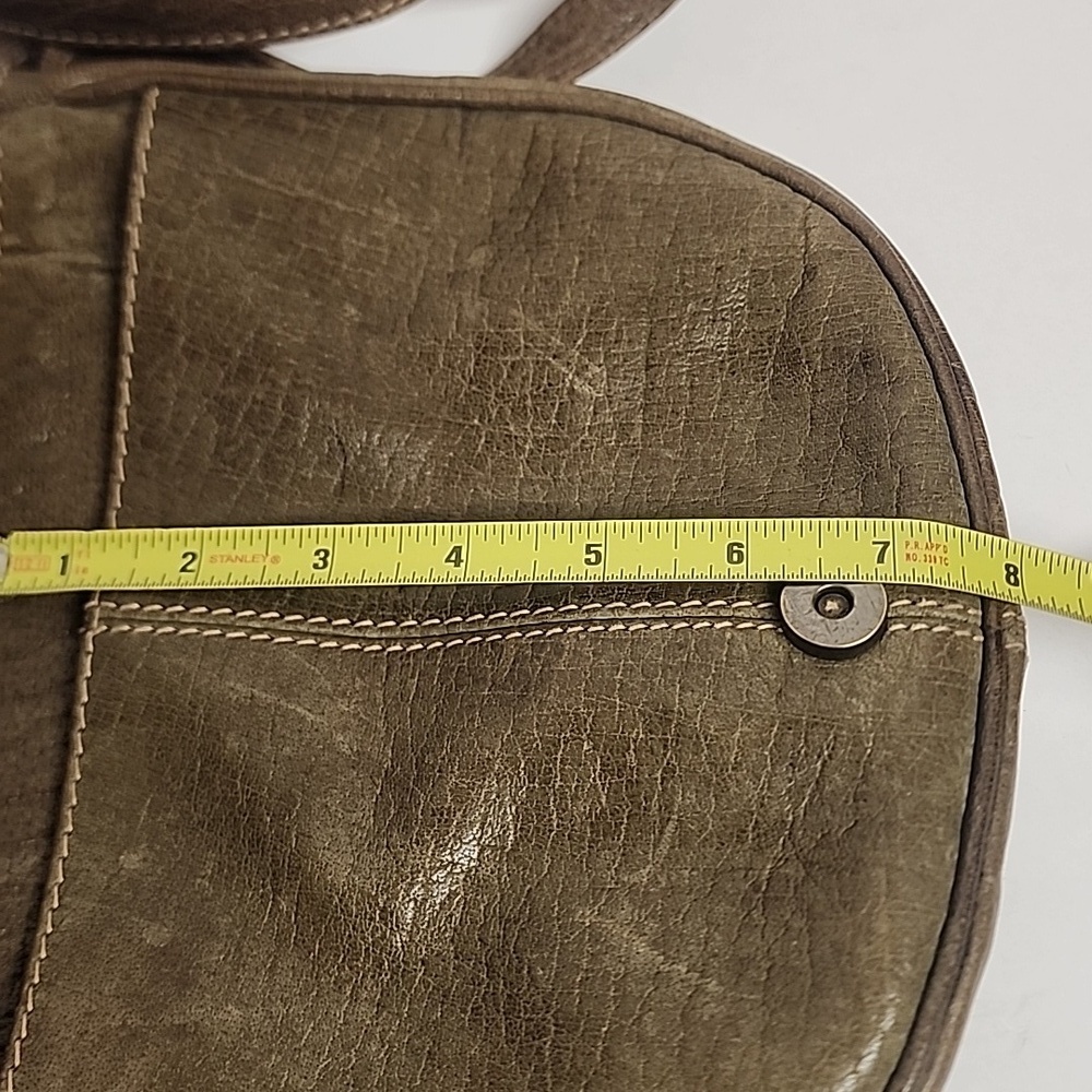 Vintage Distressed Olive Green Leather Unisex Crossbody Messenger SaddleBag - Picture 10 of 10